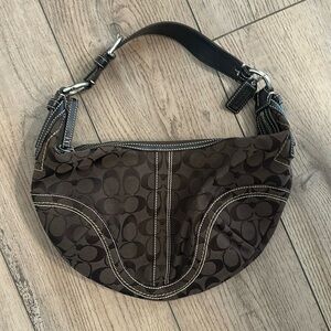 Coach Signature Canvas Shoulder Bag